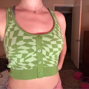 La Hearts Green Patterned Button-Front Crop Tank